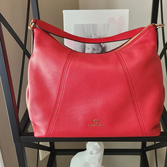 MICHAEL KORS BAG FOR SALE - Picture 3 of 5